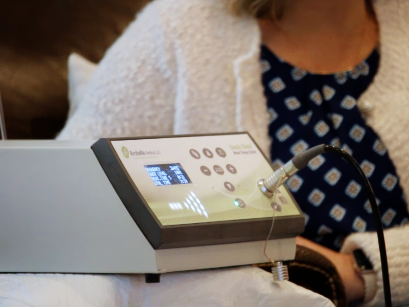 Clinician performing mist therapy in the Idaho Falls wound clinic